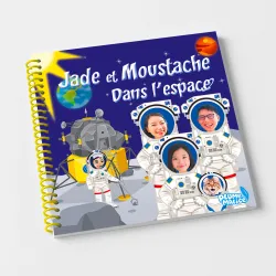 Livre personnalisé L'espace version famille | Avec animal de compagnie